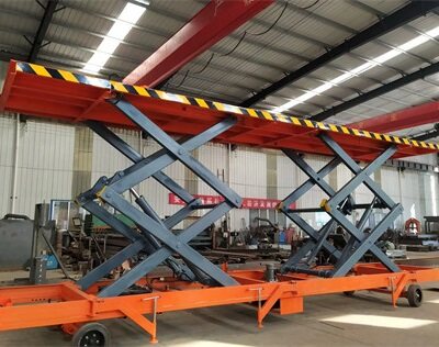 剪叉(cha)式裝卸貨升降(jiàng)平台 43