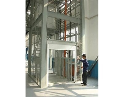 倉庫(kù)貨物提升機(ji)升降貨梯3